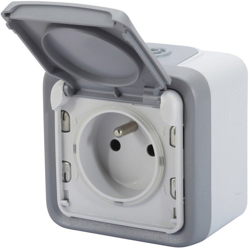 socket-with-waterproof-ground-plexo-230v-2pt-legrand-069910 socket-with-waterproof-ground-plexo-230v-2pt-legrand-069910